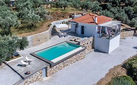 Ninemia Villa In Skopelos
